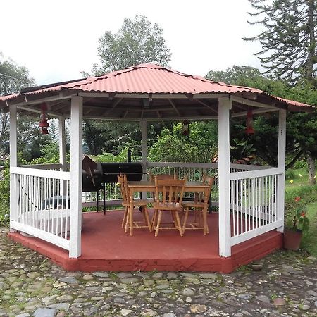 La Gaviota Bnb Acomodação com café da manhã Filandia Exterior foto